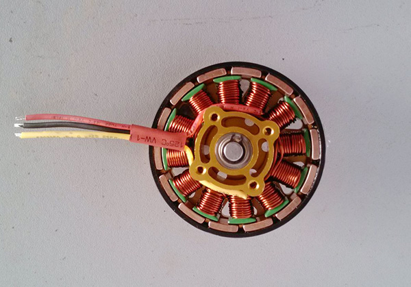 外轉子無刷直流電機的工作原理是怎樣的？如何轉動起來